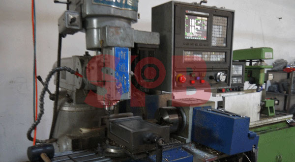 machine for bushing producing